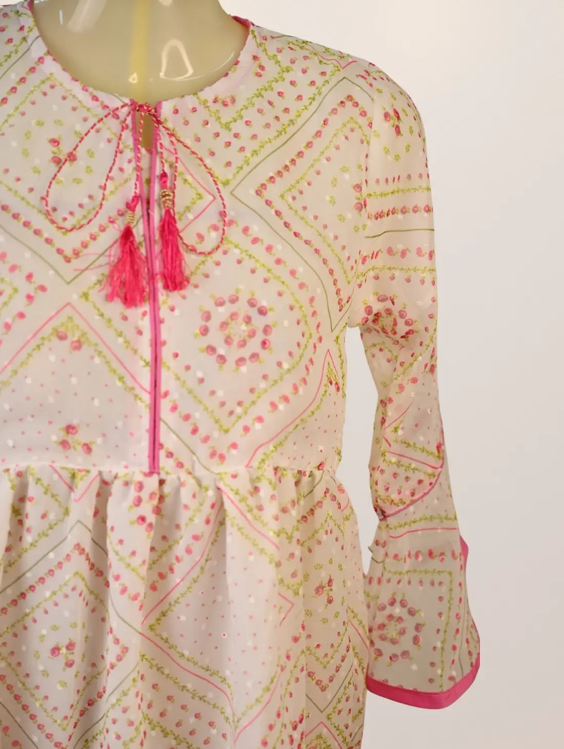 Gulaabi Gehna Kurti with Tassel Tie & Golden Motif Print